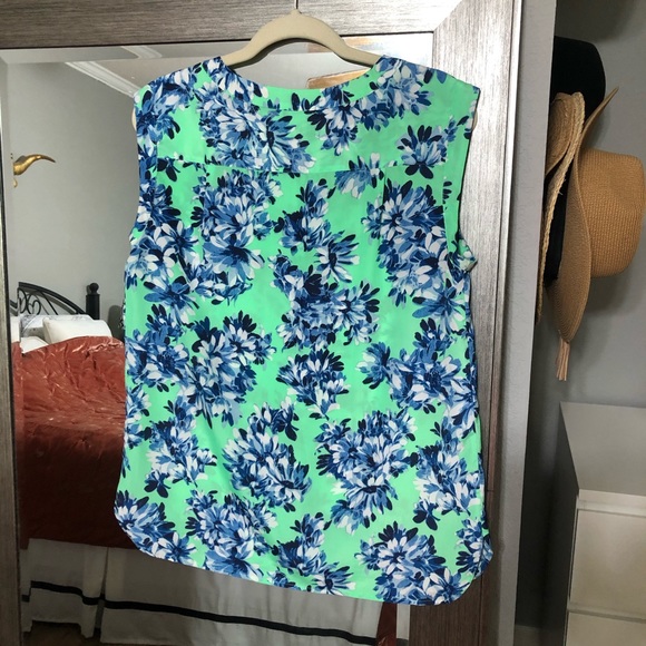 J. Crew Green Blue Floral Printed Drapey Blouse S - Picture 6 of 6